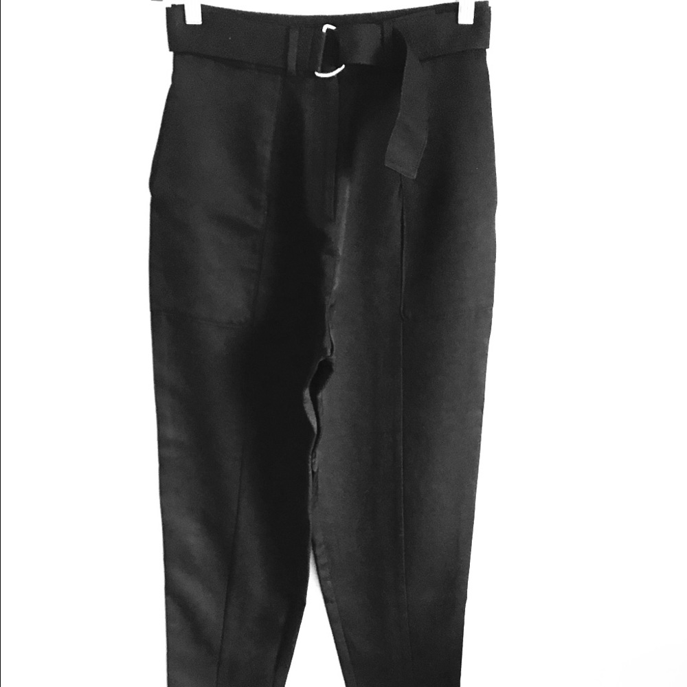 High waisted black pants.